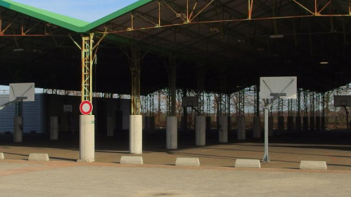 Hall des sports de la distillerie.jpg